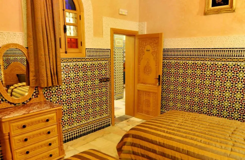 Riyad Dar Al Madina Al Kadima Otel Fès