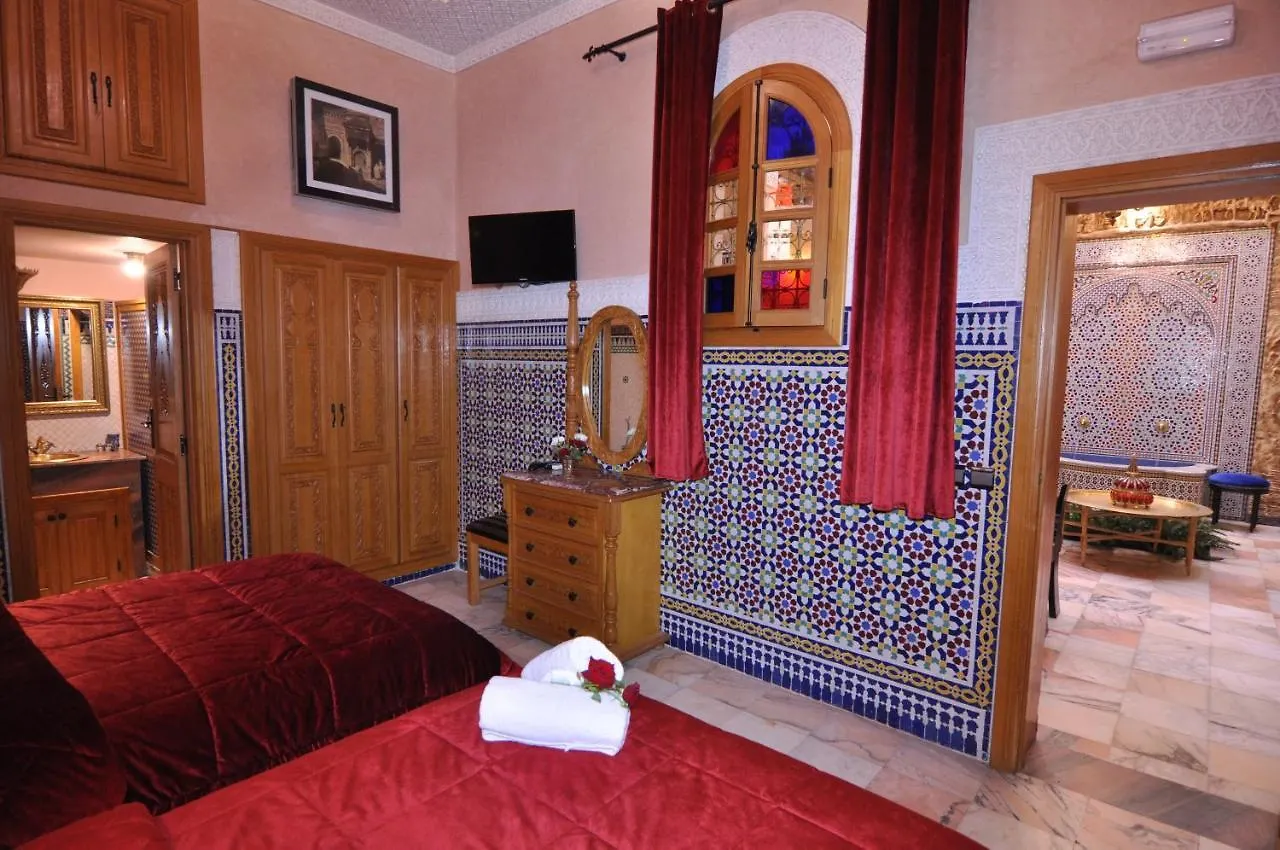 Dar Al Madina Al Kadima Otel Fès